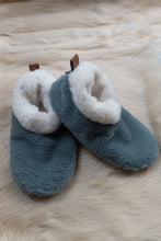 Load image into Gallery viewer, Slippers Bunny - XS (31-33) / Aqua
